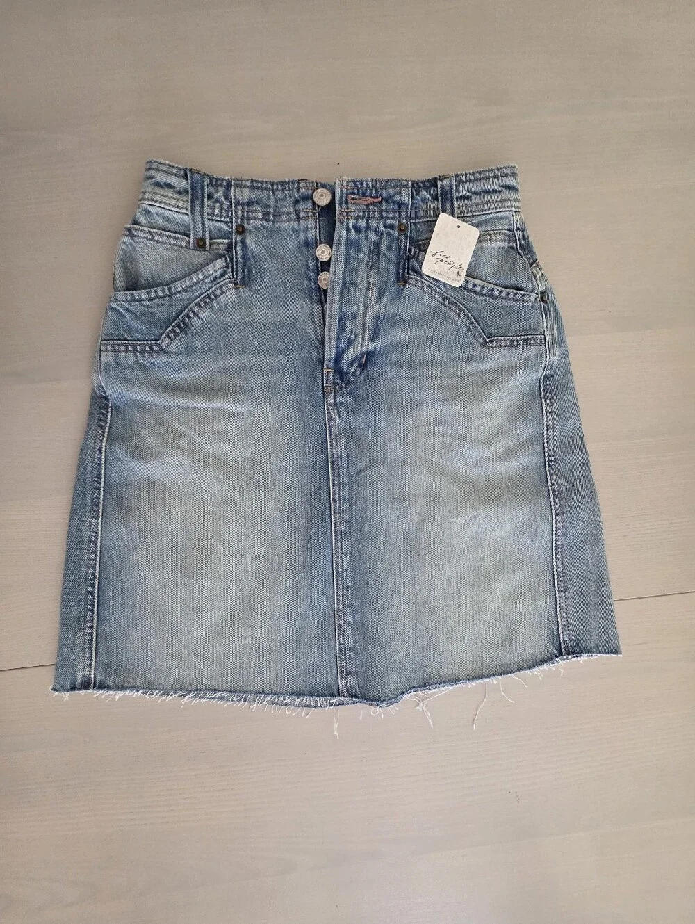 Free People We The Free Suzy Denim midi skirt Sz 26 $128